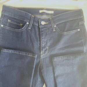 NWOT Womens Levi Strauss Dark Blue 312 Shaping Slim Jeans 29 Denim